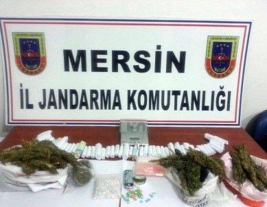 Mersin'de Öğrencileri Zehirlemeye Çalışan Torbacılara Operasyon