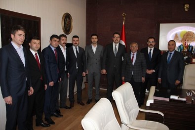 Ülkü Ocaklarından Uçhisar Belediye Başkanı Karaaslan'a Ziyaret