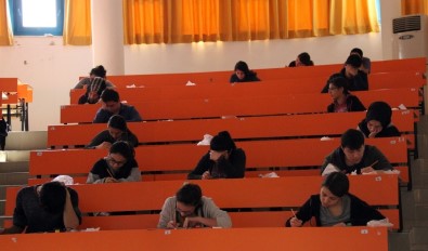 Alanya'da Öğrencilere YGS Provası