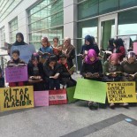 SELAHATTIN EYYUBI - Öğrenciler Hastanede Kitap Okudu