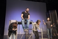 ENİS YILDIZ - Tiyatro Anadolu 'Kundakçı' İle Mart Ayında Seyircisiyle Buluşacak