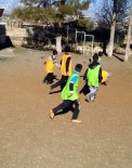 KARAKOL KOMUTANI - Çocuklar İçin Futbol Turnuvası Düzenlendi