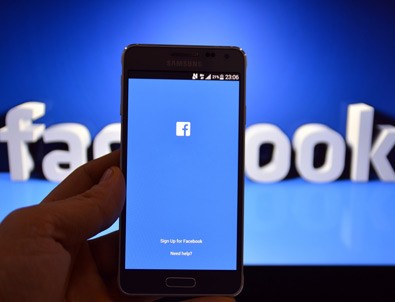 Facebook, kullanıcılarına 'Hesabınız ele geçirilmiş' uyarısında bulundu