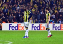 ROBİN VAN PERSİE - Fenerbahçe Pereira'yı Mumla Arıyor
