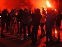 TEZAHÜRAT - Fenerbahçe taraftarından protesto