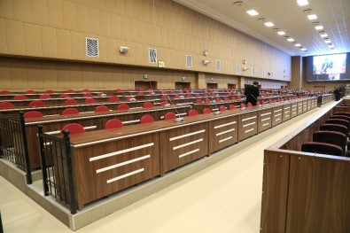 Türkiye'nin En Büyük Duruşma Salonu FETÖ'cü Darbecileri Yargılamak İçin Hazır