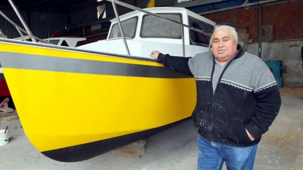 Üniversiteyi bırakıp tekne imal etmeye başladı!