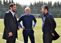 BÜLENT UYGUN - Bülent Uygun'dan Oğuz Çetin'e Övgü Dolu Sözler