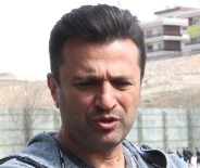 BÜLENT UYGUN - Bülent Uygun Oyuncularının Performansından Memnun