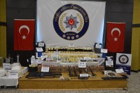 SAVAŞÇı - DEAŞ'lıların Gösterdiği Adreslerden Cephanelik Çıktı