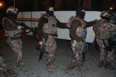 İstanbul'da uyuşturucu tacirlerine şafak operasyonu