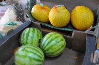 YAZ MEYVESİ - Kilosu 20 TL