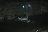 Otomobil Sulama Kanalına Uçtu, Kaza'da Akıntıya Kapılıp Kayboldu Sanıldı Evinde Çıktı