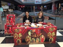 SANAT ATÖLYESİ - Tiyatro Oyunu İçin Esas 67 Avm'de Stant Açtılar