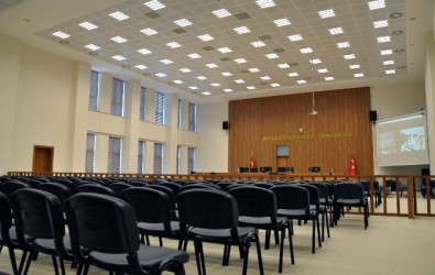 Adana'da Darbe Davaları İçin 375 Kişilik Duruşma Salonu
