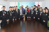 CENGIZ ERGÜN - Başarılı Judocular Manisa'da Coşkuyla Karşılandı