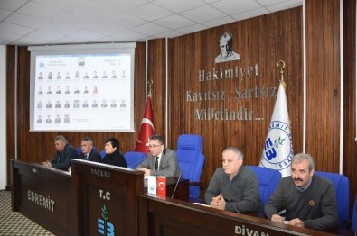 Edremit Belediye Meclisi Toplandı