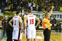PıNAR KARŞıYAKA - Gaziantep Basketbol Seriyi Sürdürme Peşinde