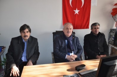 AK Parti Hakkari İl Koordinatörü Zeki Aygün Yüksekova'da