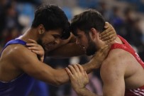 ADANA VALİSİ - Pehlivan Başkandan Güreşe Destek