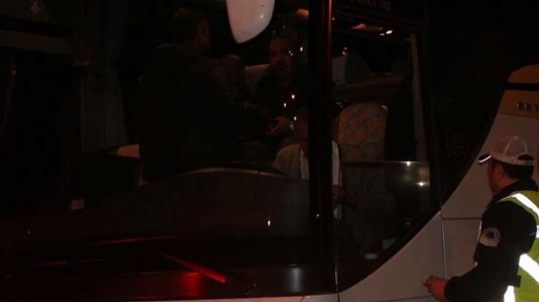 Sivil polislerden yolcu otobüslerinde trafik denetimi