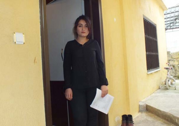 Kuzeni genç kıza hayatının şokunu yaşattı!