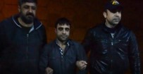 KİMLİK KARTI - 50 Yıl Hapisle Aranan Cezaevi Firarisi Kuşadası'nda Yakalandı