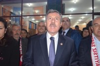 SELÇUK ÖZDAĞ - AK Partili Özdağ Engelli Çocuğun Yüzünü Güldürdü