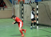 BAYAN FUTBOL TAKIMI - Kadınlar Futsal Şampiyonasında Milli Takım Heyecanı