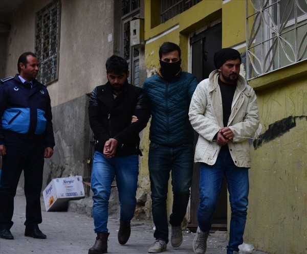 DEAŞ'a 29 ilde operasyon: 748 gözaltı