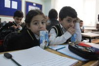 AHMET BARıŞ - Çorum'da İlk Ders Okul Sütüyle Başladı