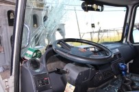 TOPRAK MAHSULLERI OFISI - Minibüs Kooperatifleri Arasında Kavga Açıklaması 4 Yaralı