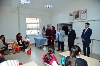 Vali'den İmam-Hatip Ortaokuluna Ziyaret
