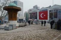 TABELA KİRLİLİĞİ - 15 Temmuz Demokrasi Meydanı Bursa'nın Merkezinde Can Buluyor