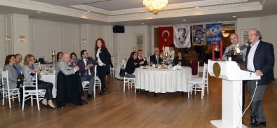 Demirtaş Rotary Kulübü'nden Behiç Ak'a Meslek Hizmet Ödülü