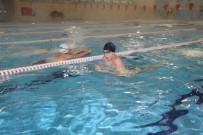 CENGIZ ERGÜN - Manisalı Yüzücüler Göz Doldurdu