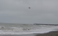 Denizde Kaybolan Balıkçı Helikopter Desteğiyle Aranıyor Haberi