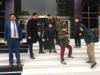 KÜÇÜKÇEKMECE BELEDİYESİ - Küçükçekmece'deki Piyano Merdivenler, Vatandaşların İlgisini Çekiyor