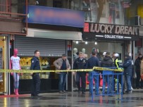 RAUF DENKTAŞ - Kuyumcu Ve Oğlunu Bağlayıp Çanta Dolusu Altın Çaldılar