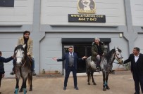 BEHZAT UYGUR - Uygur Kardeşler Ata Bindi Açıklaması Esprilere Havada Uçuştu