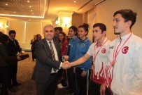 BURSA VALİLİĞİ - Başarılı Sporcular UEDAŞ Tarafından Ödüllendirildi