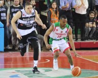 BROWN - Pınar Karşıyaka, Beşiktaş'a Acımadı