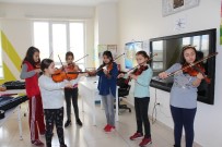 AKıL OYUNLARı - Çınar Kolejinde Kulüp Çalışmaları Başladı