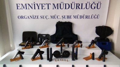 İstanbul'da Silah Kaçakçılığı Şebekesi Çökertildi Açıklaması 5 Gözaltı