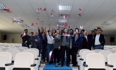 Türkiye Ve Avrupa'nın İlk Gyrocopter Kadın Pilotu NEÜ'de