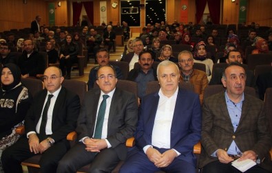 Giresun'da 'Anayasa Değişikliği Ve Referandum Süreci  'Konferansı