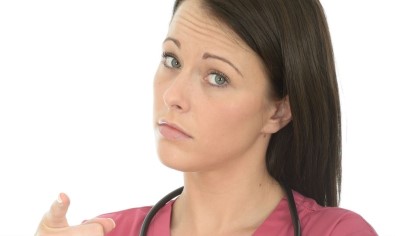 Hemşirelerin 'Kırmızı Renk Giymesine Saygı Duyulmalı' Açıklaması