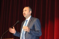 Kilis'te '15 Temmuz'dan Referandum'a Yeni Türkiye' Konferansı