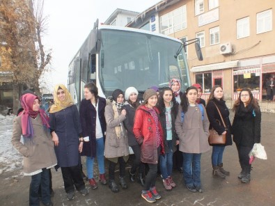 Malazgirt Belediyesinden YGS'ye Gireceklere Araç Desteği