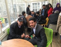 BAHAR ŞENLIKLERI - Darülaceze Sakinleri Gençlerle Şarkı Söyledi